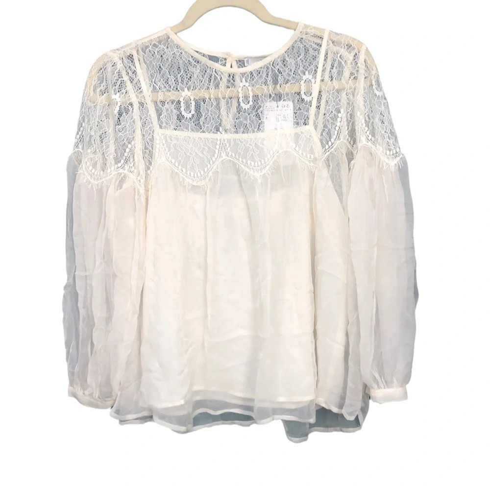 Mng Suit Lace Blouse